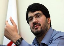 بذرپاش: مدیرانی که استخر می روند، نمی توانند چرخ جامعه را بچرخانند!