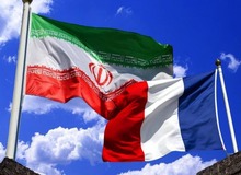 فرانسه از اتباعش خواست به ایران سفر نکنند
