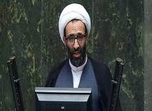عضو هیات رئیسه مجلس: روحانی میوه خارجی می‌خورد