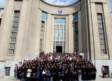 رئیس دانشگاه علوم پزشکی تهران: طرح های دولت و مجلس و برای افزایش ظرفیت پزشکی مطالعه نشده است/  افزایش ظرفیت پذیرش پزشکی مثل این است که بخواهیم ۶۰ نفر را در اتوبوس ۴۰ صندلی، جا دهیم/ کیفیت آموزش پزشکی کاهش پیدا می کند