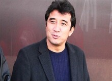 خداداد عزیزی: ورود بانوان در اثر فشار فیفا بود/ تحت فشار فیفا مجبور شدند مجوز ورود زنان را به ورزشگاه آزادی  صادر کنند