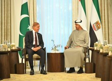 امارات متحده عربی به دلیل نقش میانجیگری میان ایران و آمریکا، خواستار بازپرداخت ۳.۵ میلیارد دلار از پاکستان شد