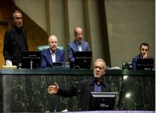 پزشکیان: نمایندگان با تصویب قانون بودجه به نظم و قانون کشور کمک کنند