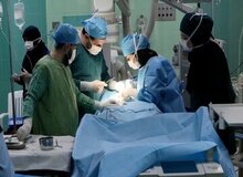 نظام سلامت کشور را در پنج سال آینده با بحران جدی روبه‌رو می شود/ لیست انتظار جراحی اطفال در بیمارستان‌های دولتی دو سال است چون کسی نمی‌رود رشته‌هایی مثل جراحی اطفال بخواند