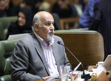 انتقاد تند عضو شورای شهر تهران از طرح ترافیک جدید /  خلیل آبادی تغییرات در طرح ترافیک مردم را عصبانی کرده است/  هنوز چرایی تغییرات در طرح ترافیک را نمی‌دانم