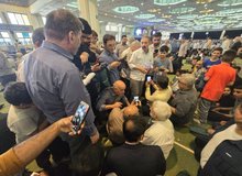 سعید جلیلی پشت سر کاظم صدیقی نماز خواند