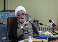 حجت‌الاسلام بی‌آزار شیرازی: پیامبر(ص) اجباری در مسلمان کردن پیروان ادیان نداشت/ نحوه رعایت حجاب متناسب با زمان و مکان است