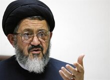 سیدرضا اکرمی: ظریف هم بلد است حرف بزند و از خودش دفاع می‌کند و نگران ایشان نباشید
