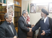 استاندار جدید اصفهان فردى اعتدالى است/ اجراى برنامه های دولت و رئیس جمهور در دستور کار استانداران باشد/ در عرصه سیاسی نیازمند وحدت و انسجام بیشتر هستیم/ در عرصه اقتصادی اقتصاد مقاومتی در اولویت قرار داد