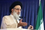 نماینده ولی فقیه در استان البرز: آمریکا دیشب در تنگه هرمز حماقت کرد و شکست خورد/ دشمن تسلیم ما را می خواهد