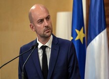  فرانسه آماده است تا تحریم‌ها علیه ایران را از ماه آگوست بازگرداند