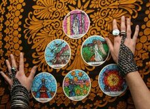 رمال‌ها مشاور خرید طلا شده اند/ سه شنبه روز خوبی برای این کار نیست!متولدین آبان فعلا طلا نخرند!
