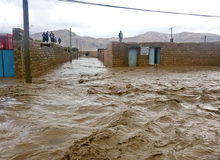 تعدادی از شهروندان در سیل کرمان مفقود شدند/ پیکر بی‌جان ۲ نفر از ۵ مفقودی سیل در بافت کرمان پیدا شد
