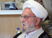 آیت الله امینی: مردم باحضور گسترده درراهپیمایی22 بهمن،پایبندی به نظام و انقلاب راثابت کردند

