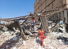 مدیریت نواصولگرایان در شهرداری یعنی بستن سیم بکسل به یک ساختمان و کشیدنش با بولدوزر! 