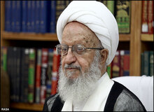 واکنش تلویحی آیت‌الله مکارم به سخنان و شعارهای تفرقه‌افکنانه در نماز عیدفطر و روز قدس