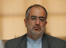 توصیه حسام الدین آشنا به پزشکیان/ بدون یاران؛ حتی با باران؛ نه فقط تهران بلکه ایران را هم باید تخلیه کنیم
