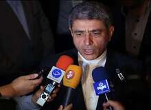 طیب نیا: نوسان در بازار ارز طبیعی است/حقوق های نجومی در دست رسیدگی است