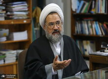 مگر می شود «ضرورت ارتباط با دنیا» را انکار کرد؟/ برخی می گویند ما خدا را داریم و ارتباط را می خواهیم چه کار؟ / خداوند به شما عقل نداده؟