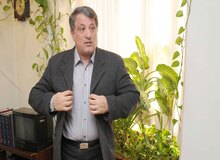 نباید اعضای شورای شهر احساس کنند احزاب برایشان تصمیم می گیرند