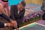 حسین شریعتمداری: مشروعیت مرجع ذیصلاحی که اجازه حضور مقامات ایران در جشن روز ملی عربستان را داده،زیر سوال است/ شرکت‌کنندگان در جشن روز ملی عربستان از ما نیستند!/ اقدام معاون رئیس جمهور « پَلشت» بود/ اقدام معاون رئیس جمهور دهن‌کجی به جمهوری اسلامی بود