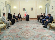 روحانی: پشتیبان دولت قانونی ونزوئلا هستیم
