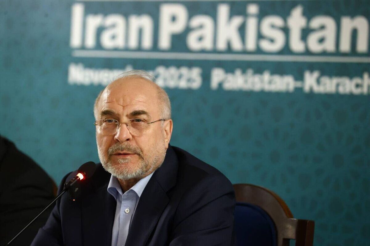قالیباف: روز ششم و هفتم جنگ معاون ترامپ در تلاش بود دیداری با وزیر خارجه ایران ترتیب دهد تا زمینه توقف آتش فراهم شود 