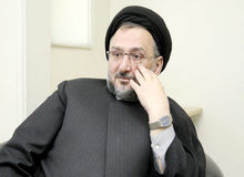 محمدعلی ابطحی: روحانی سخت‌ترین سال پایانی را در بین همه روسای جمهور دارد/ با توجه به هشدار رهبری دولت و مجلس، خیلی رودرروی هم قرار نمی‌گیرند 