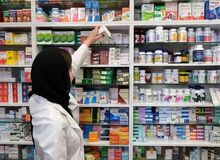 شورای عالی داروخانه‌ها: ذخایر استراتژیک انبارهای دارویی در کشور، کاهش یافته/ نقدینگی مورد نیاز برای واردات دارو وجود ندارد/ داروخانه‌ها نسبت به گذشته ضعیف‌تر شده‌اند
