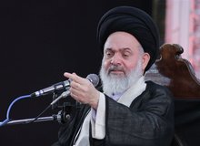 دبیر شورای عالی حوزه‌های علمیه: امروز عده‌ای برای احیای تاج و تخت، سینه چاک می‌کنند
