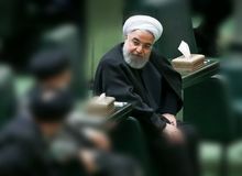 عقب‌نشینی سنگر به سنگر نمایندگان مجلس یازدهم/ بعد از استیضاح نوبت به عقب‌نشینی از طرح سؤال رسید؟
