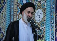 امام جمعه شهرکرد: اگر جمهوری اسلامی به همین شکل باقی بماند دیری نخواهد پایید که اسراییل نابود خواهد شد/ بحث تنگه هرمز و انرژی هسته‌ای و اورانیوم غنی شده برای ما جنبه آبرویی دارد