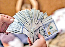 دلار 100هزار تومانی با ورود ترامپ به کاخ سفید؟ / سیاست دولت در بازار ارز اهمیت زیادی دارد

