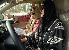 زنان عربستانی حق رانندگی را در شروط ضمن عقد قرار می‌دهند