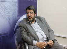 استاد دانشگاه تهران: اساتید دانشگاه در آمریکا بعد از مصرف مشروب مقاله می‌نویسند +ویدیو