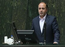 کنایه عضو کمیسیون طرح صیانت به «رضا تقی پور»/ نوری قزلجه: دیکتاتور منم یا شما که در ۱۰ دقیقه طرح به این مهمی را تصویب می کنید؟/ چرا روی اعصاب و روان جامعه راه می روید؟