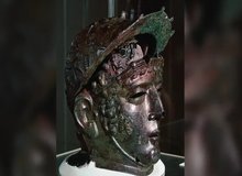 گنجینه‌ای که پسر جوان در مزرعه پشت خانه کشف کرد