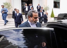 وال استریت ژورنال: احتمال زیادی دارد که ایران در اواخر مرداد نوعی از گفت‌و‌گو با آمریکا را از سر بگیرد