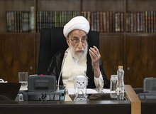 آیت‌الله جنتی: دشمن می‌خواهد با بحرانی نشان دادن وضعیت اقتصادی، جامعه را نگران کند 